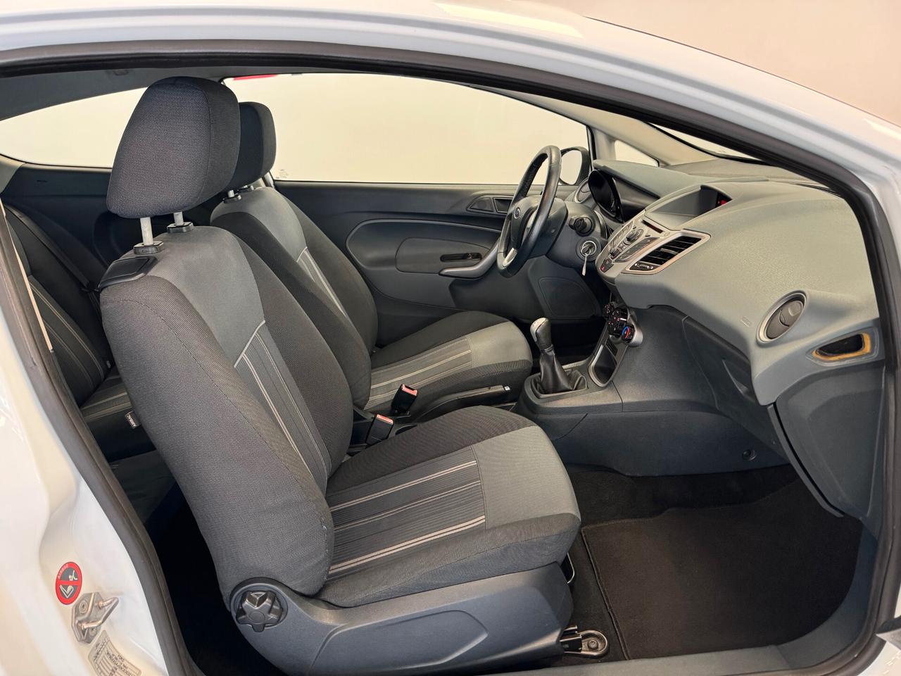 Ford Fiesta Fiesta+ 1.2 82CV 3 porte NEOPATENTATI