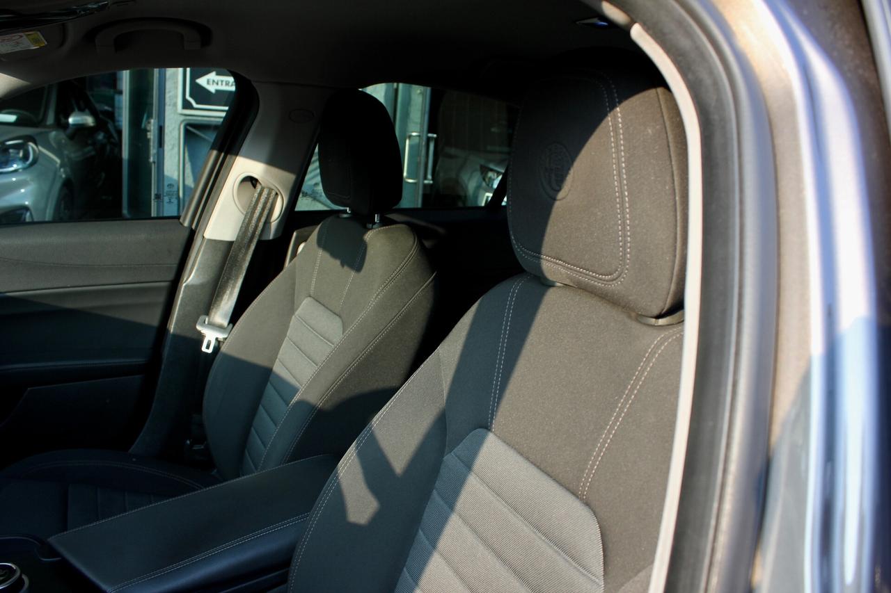 Alfa Romeo Giulia 2.2 Turbodiesel 150 CV AT8 Business