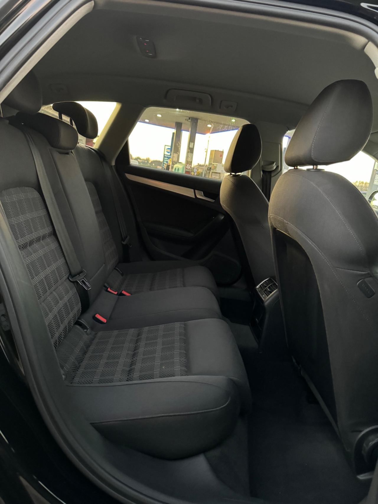 Audi A4 Avant 2.0 TDI clean diesel Business Plus Sline