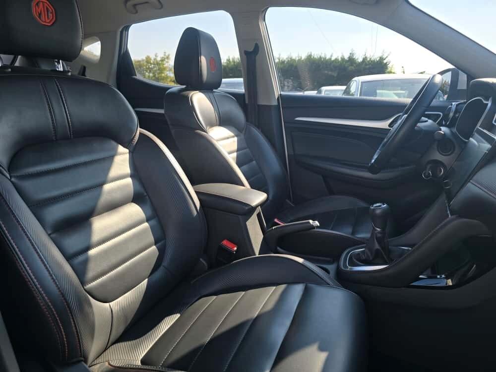 MG ZS 1.5VTI-TECH LUXURY