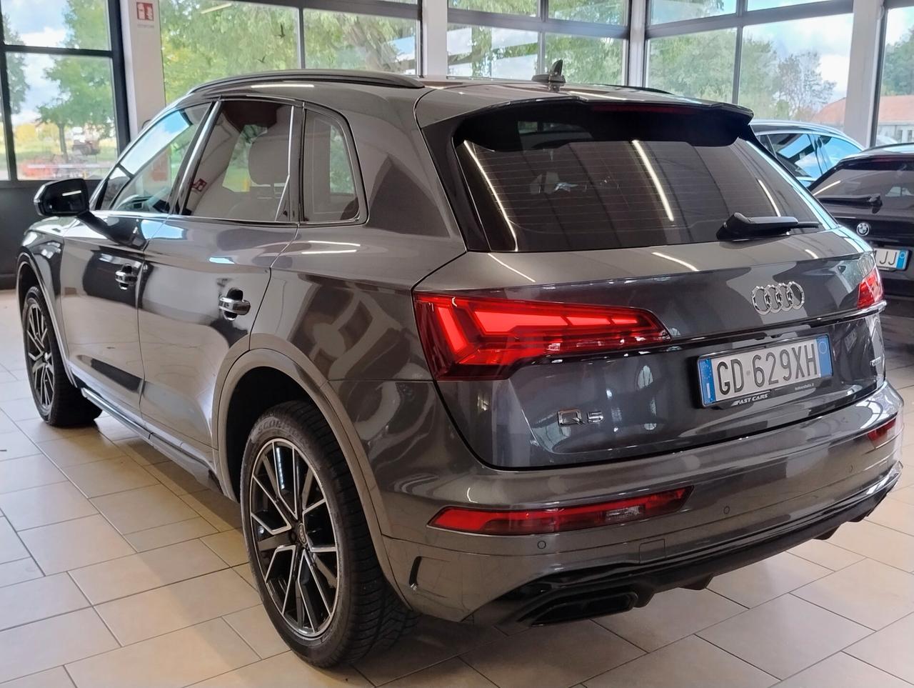 AUDI Q5 S LINE 40 TDI quattro S tronic TOUR AMBIENT VIRTUAL