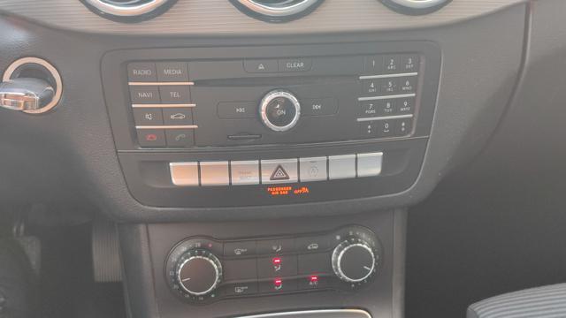 MERCEDES-BENZ B 180 CDI Autom NAVI-PDC-CAMERA