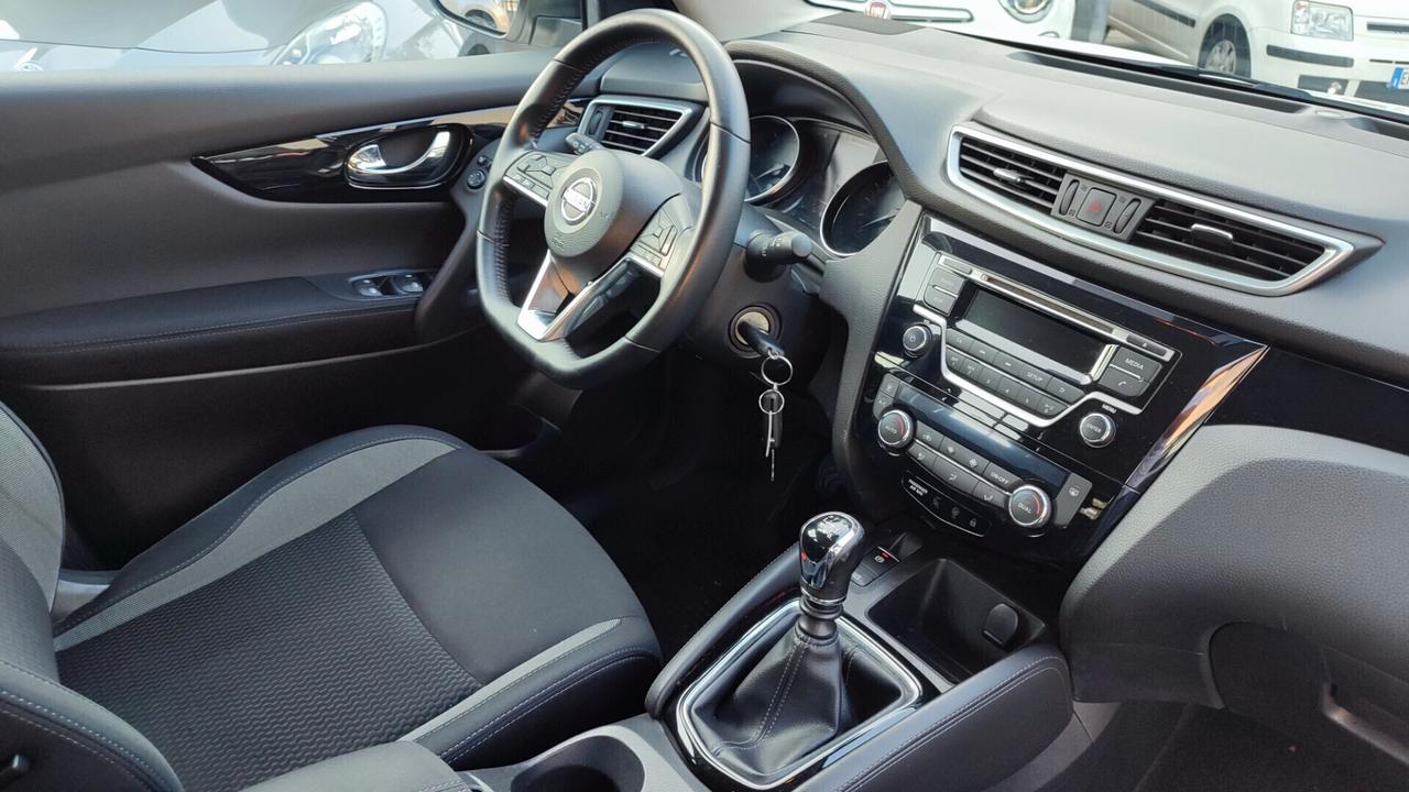 Nissan Qashqai Autocarro 5 posti