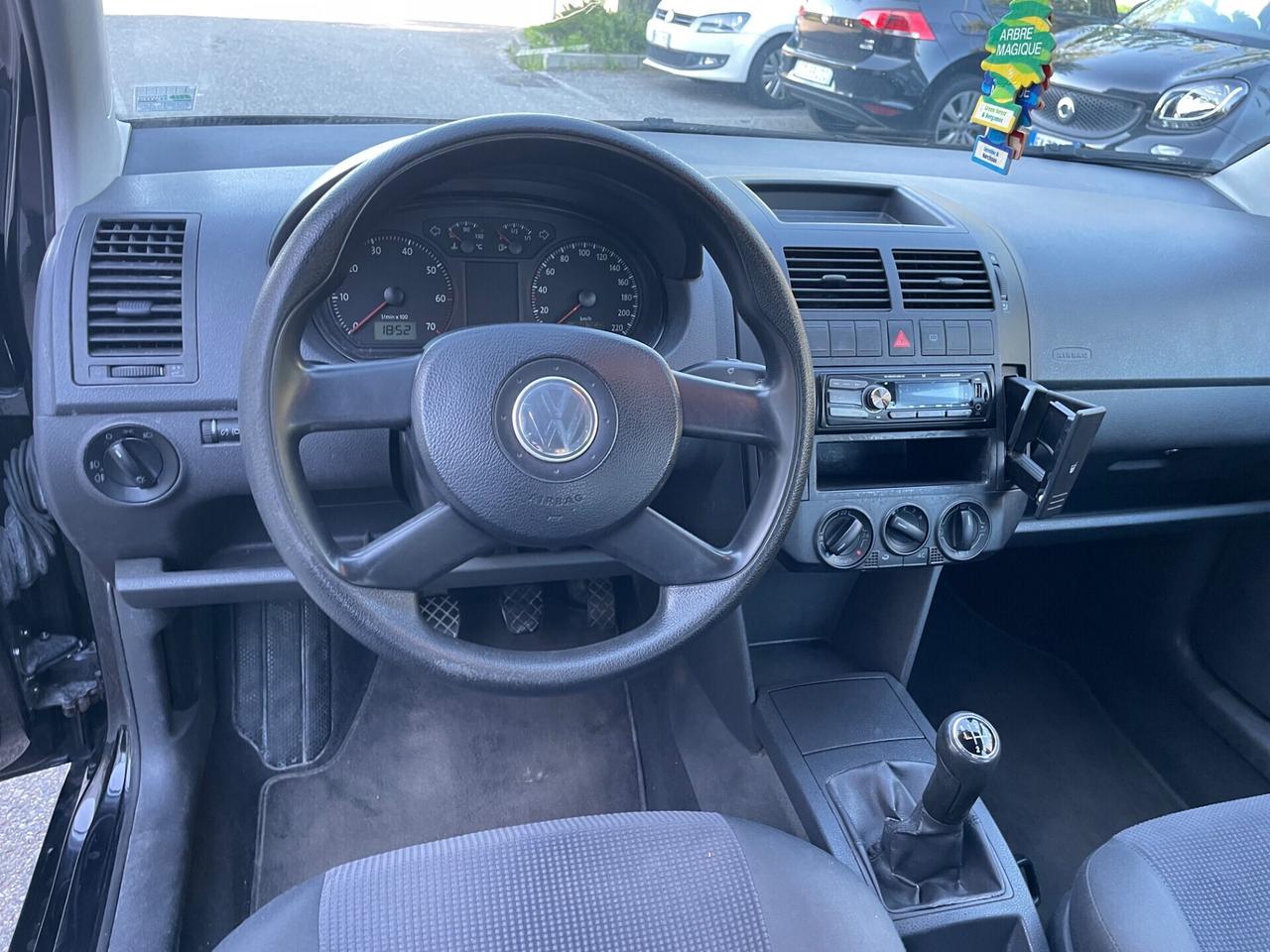 Volkswagen Polo 1.4/75CV 16V 5p.*Neopatentati*
