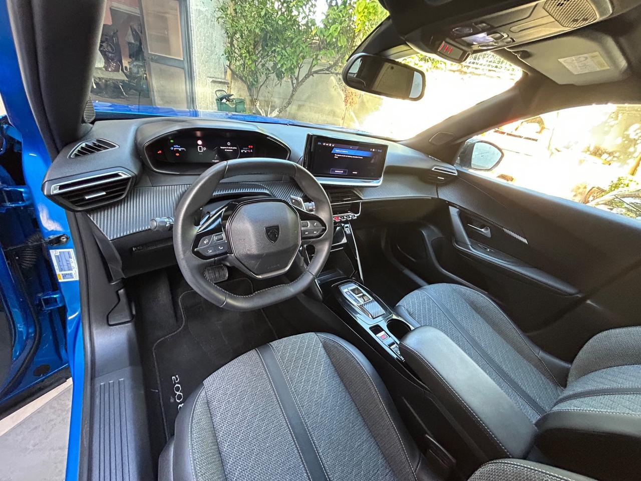 Peugeot 2008 BlueHDi 130 S&S EAT8 Allure Pack