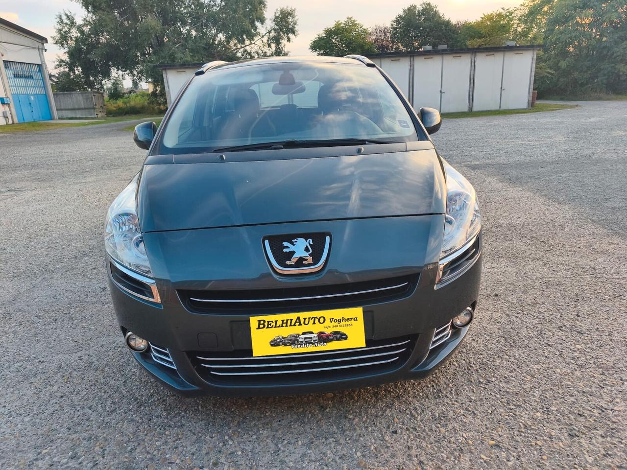 Peugeot 5008 2013---2.0 Diesel