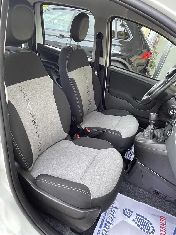 Fiat Panda 1.2 Lounge "Uconnect Bluetooth - Clima automatico -Volante multifunzione " Aziedali