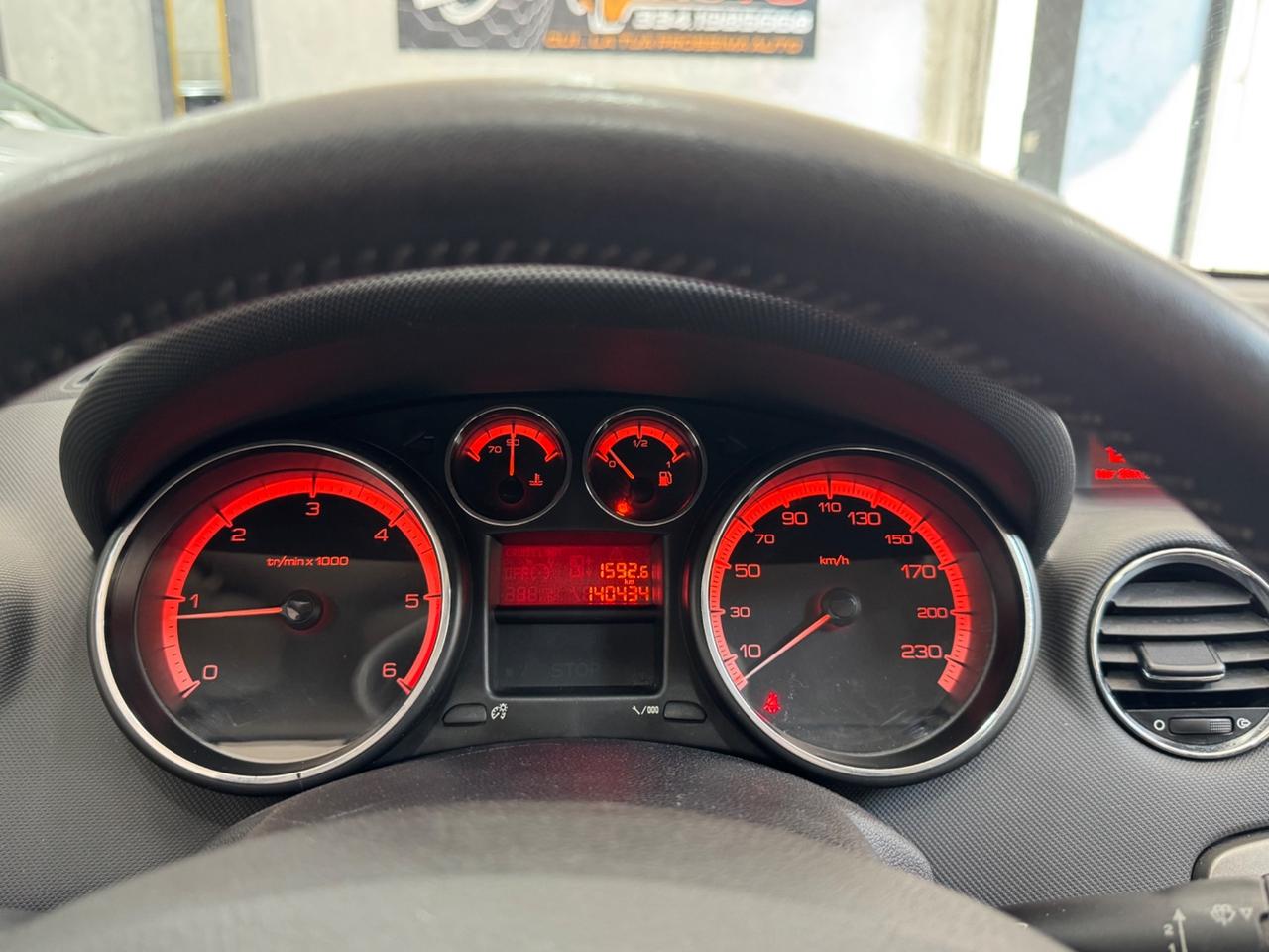Peugeot 308 1.6 HDi 90CV 5p. Tecno