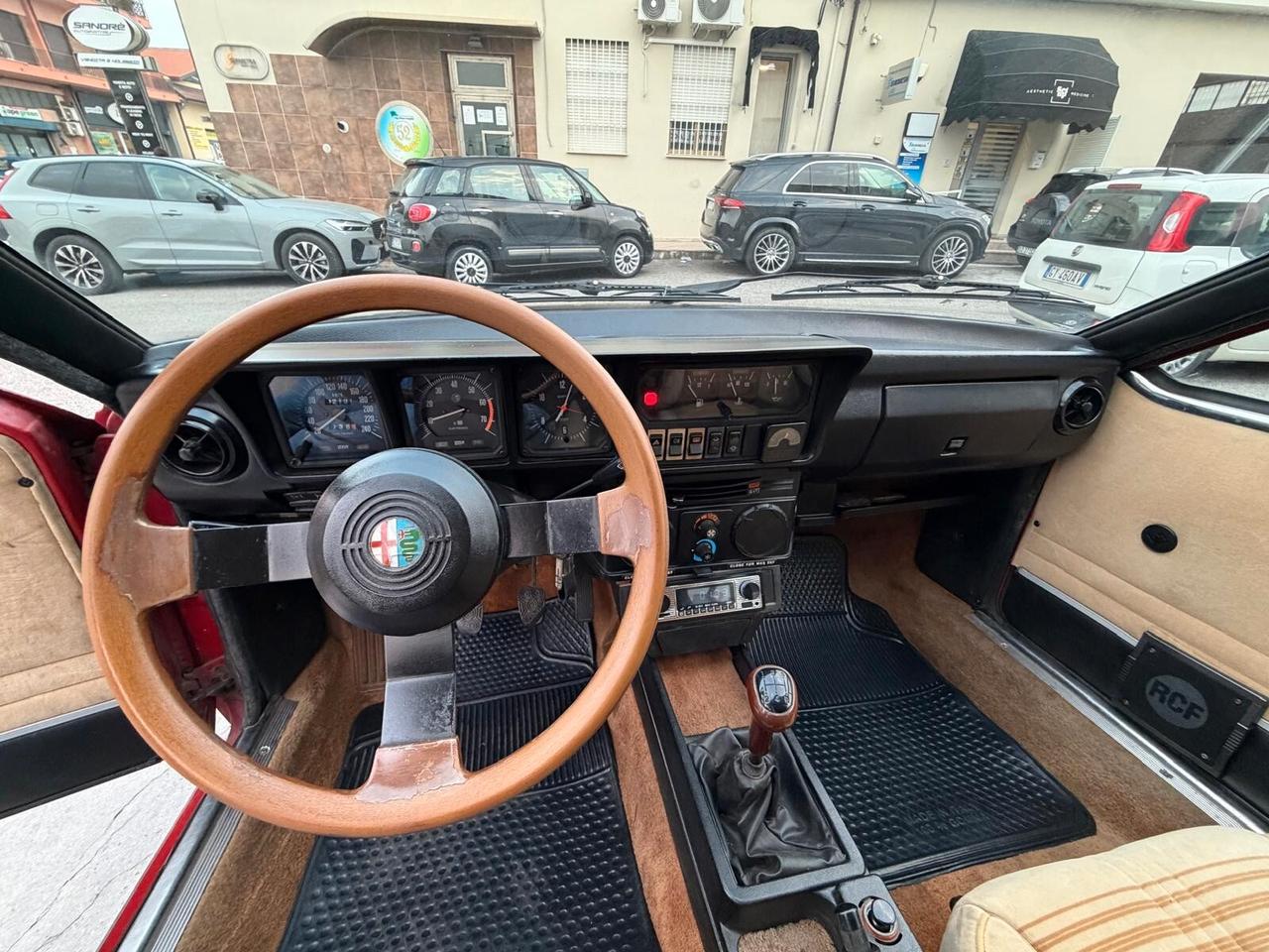 Alfa Romeo GTV 2.0