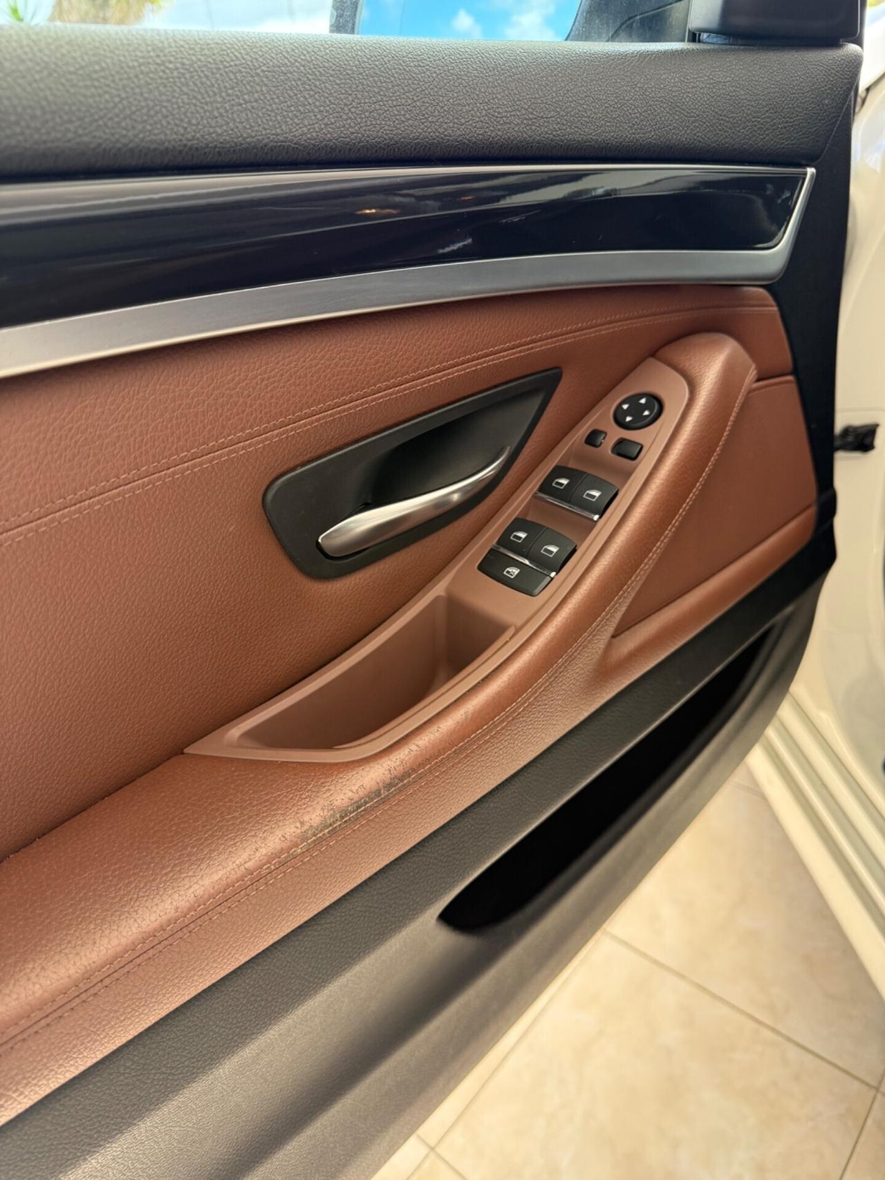 Bmw 520d Touring tettuccio Full