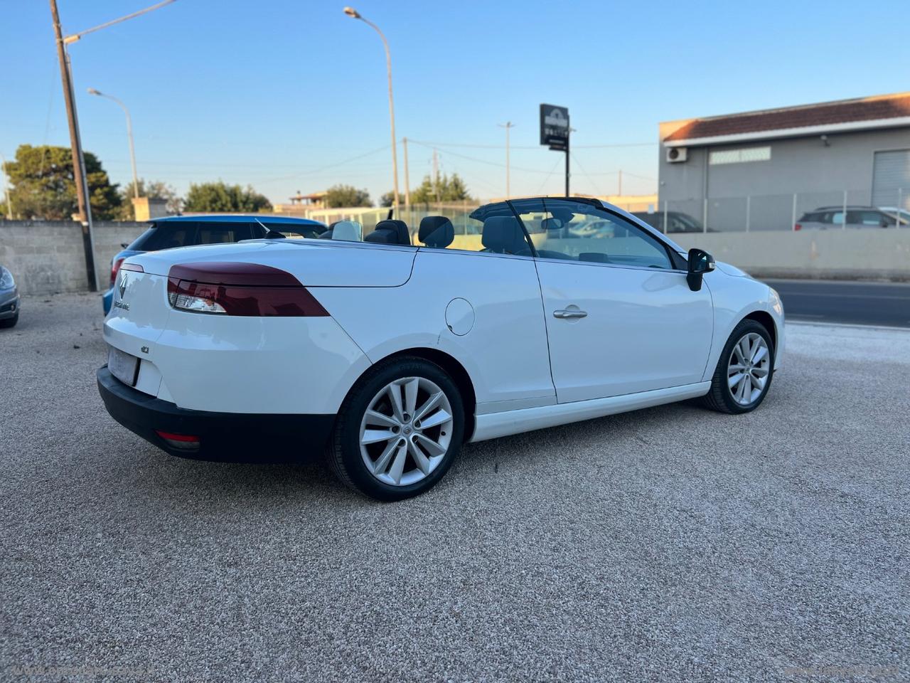 RENAULT Mégane C-C 1.9 dCi 130 CV Luxe