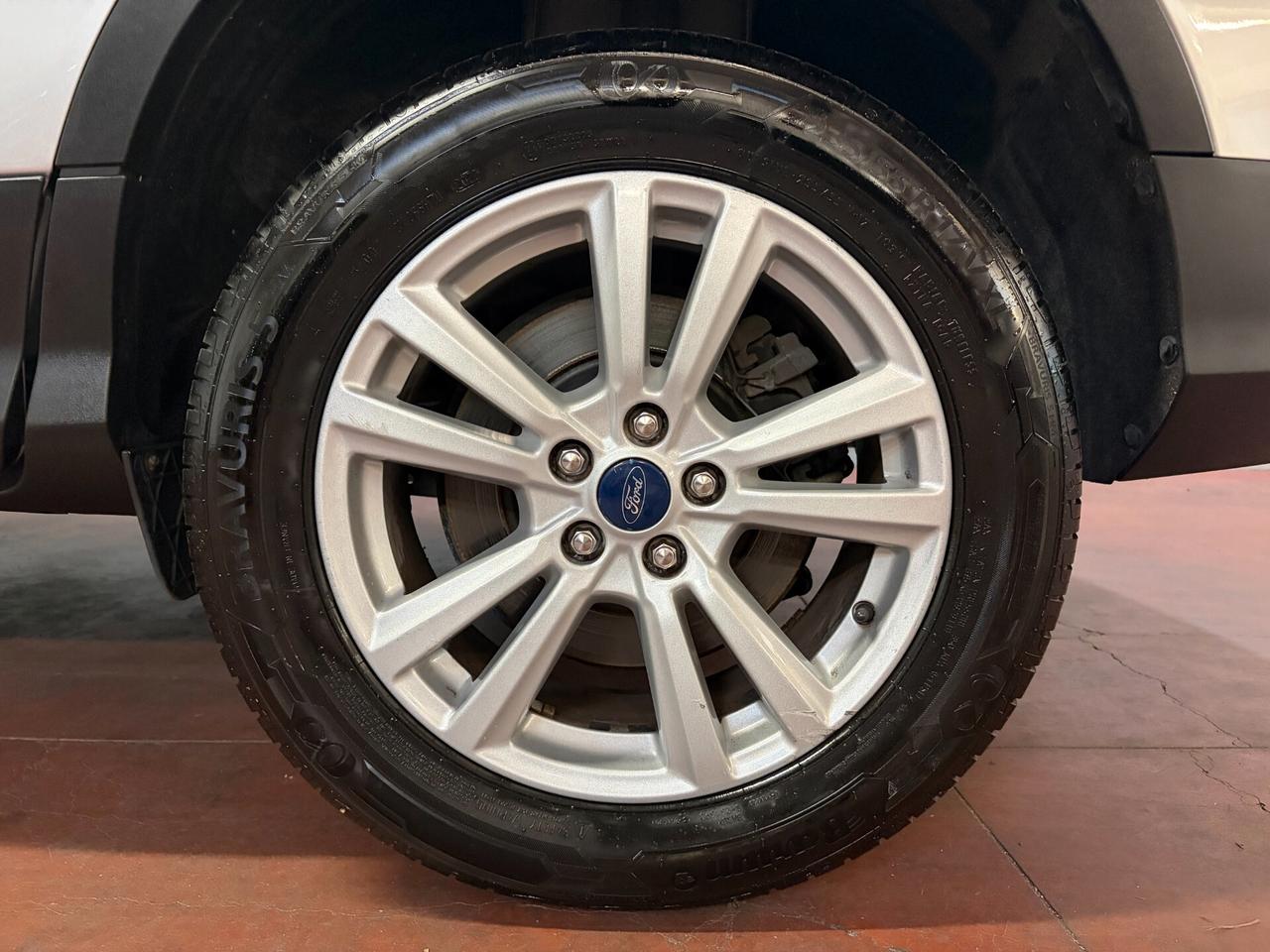 Ford Kuga 1.5 TDCI 120 CV S&S 2WD Business