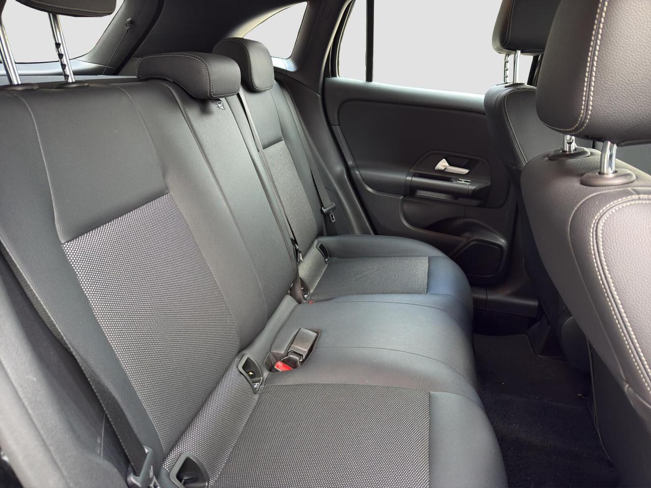 Mercedes-benz GLA 200 d 2.0 150cv Sport plus automatica 2022