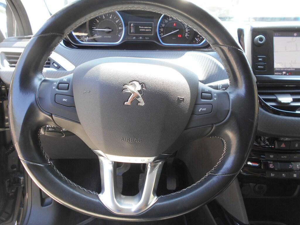 Peugeot 2008 1.2 PureTech Allure