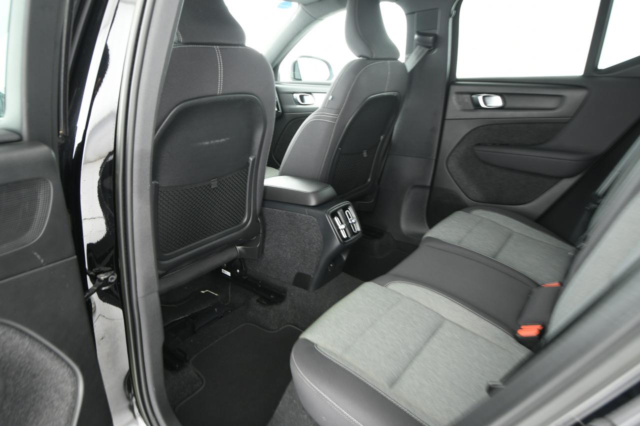 VOLVO XC40 N1 1.5 T2 Momentum Core geartronic CAMERA+PREZZO+IVA