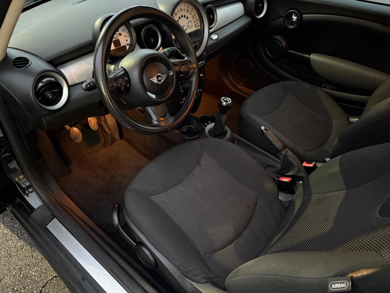 Mini Cooper Coupe 1.6 Coupé