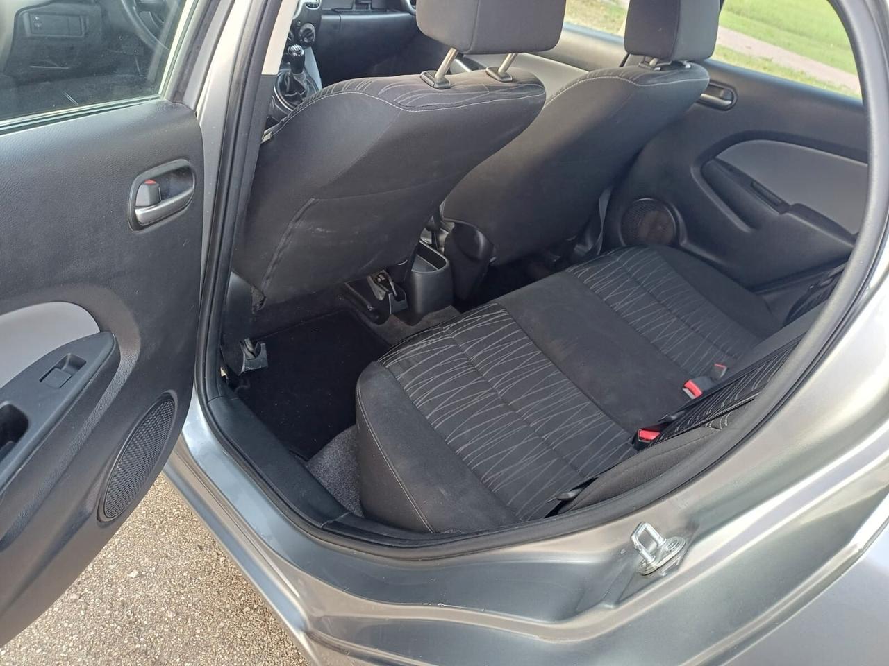 Mazda 2 Mazda2 1.3 16V 75CV 5p. Play GPL