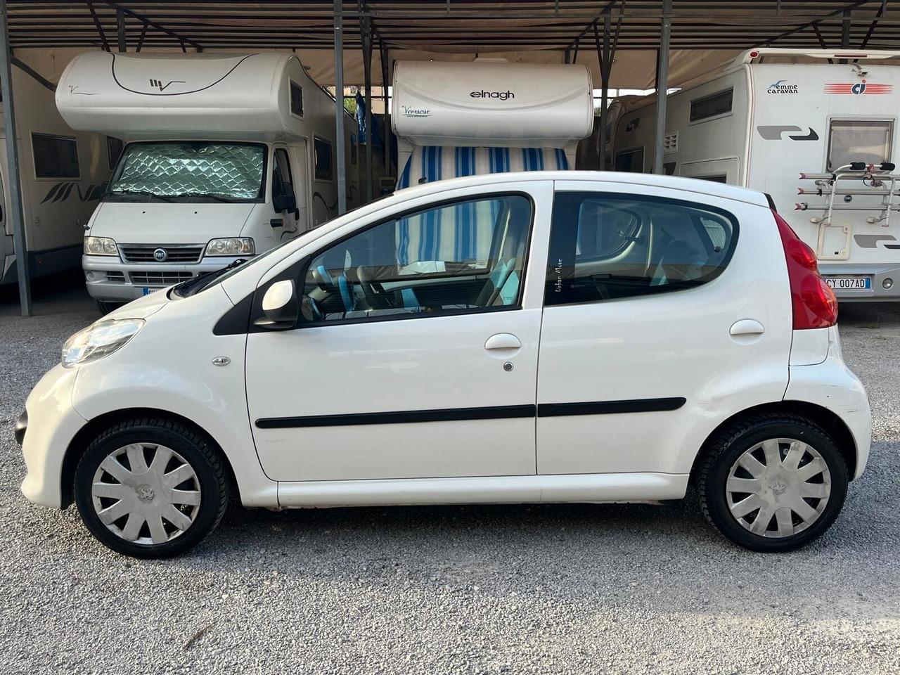 Peugeot 107 1.0 68CV Urban Move 12 MESI DI GARANZIA