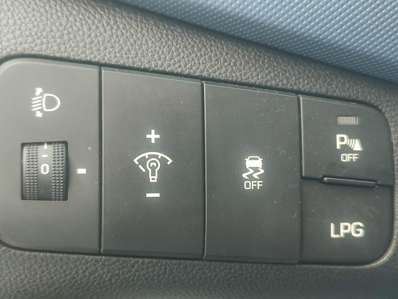 NEW HYUNDAI I10 1.2 GPL NAVI BIZONA 2016 130000KM
