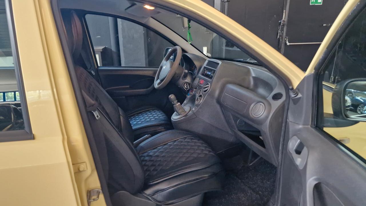 Fiat Panda 1.2 Emotion