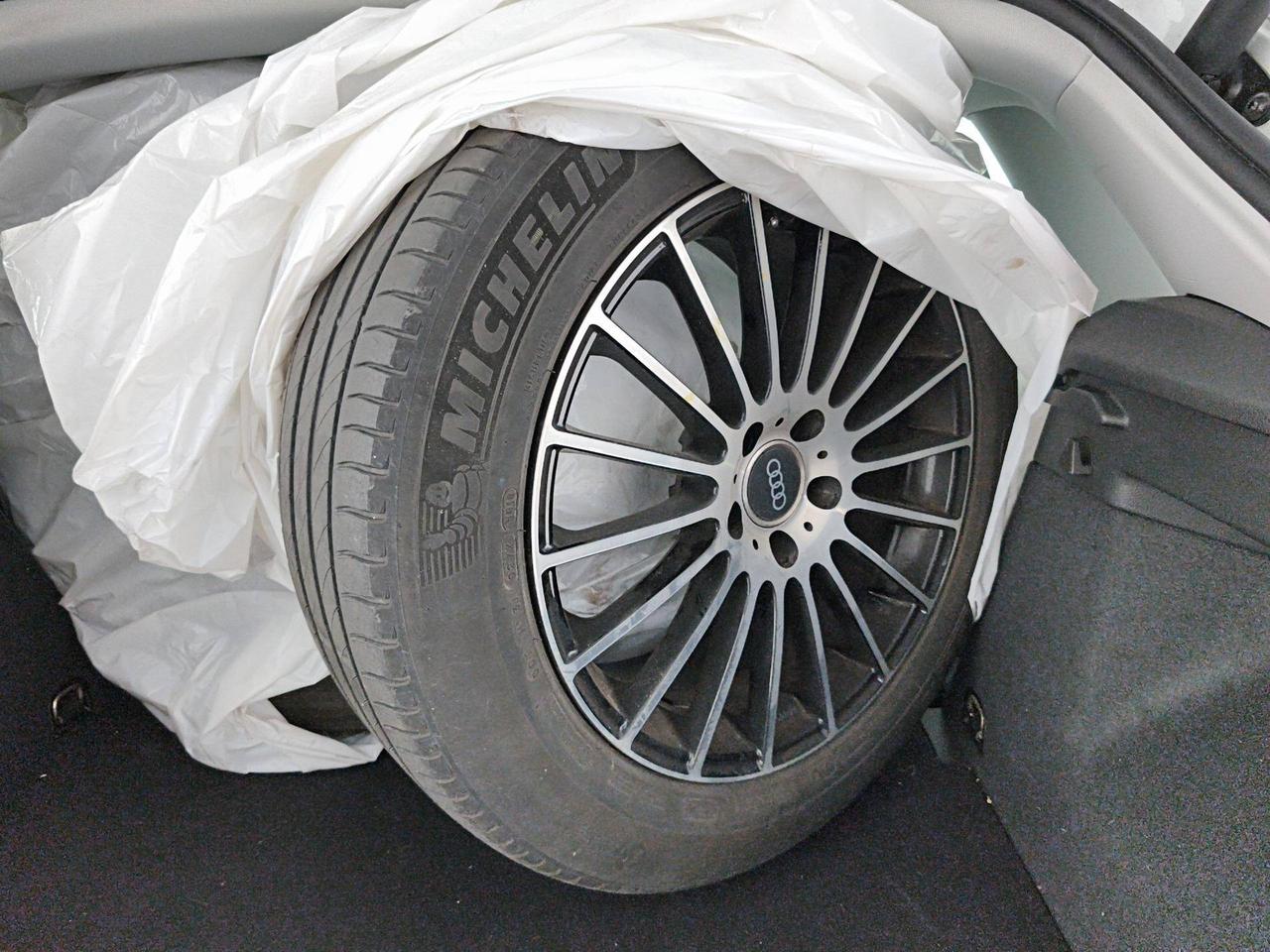 Audi Q3 35 2.0 tdi Business Advanced