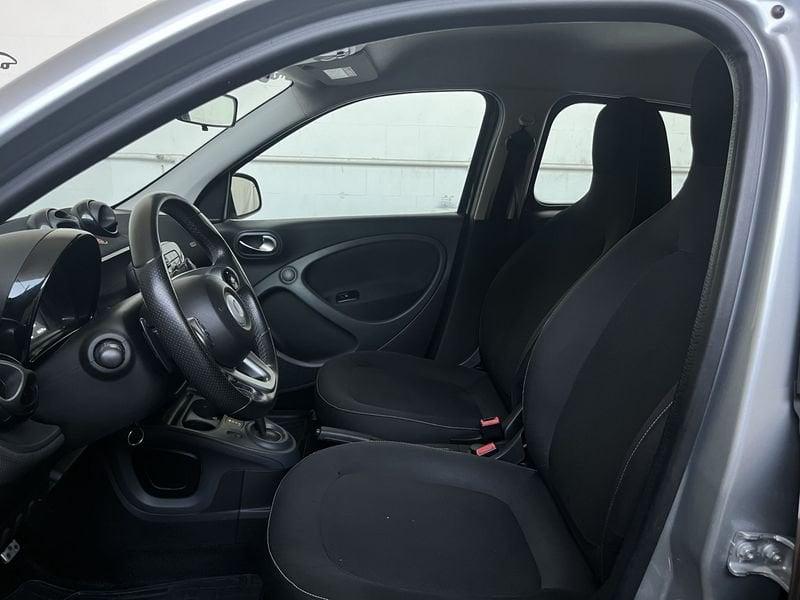 smart forfour Forfour 1.0 Passion 71cv twinamic my18 TUA DA 149,00 EURO AL MESE