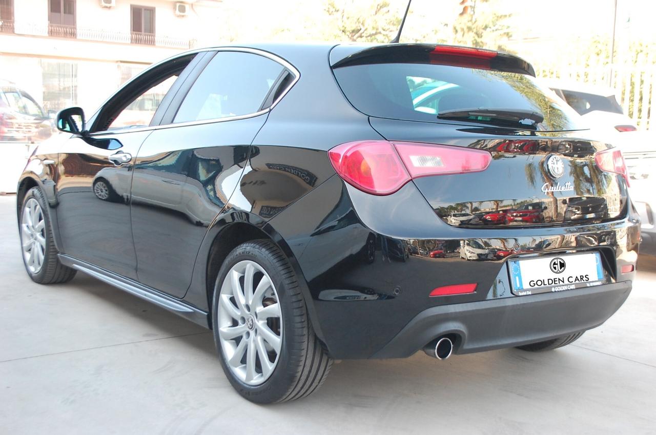 Alfa Romeo Giulietta 1.6 jtdm 105CV Distinctive Uff Italy Clima Lega USB