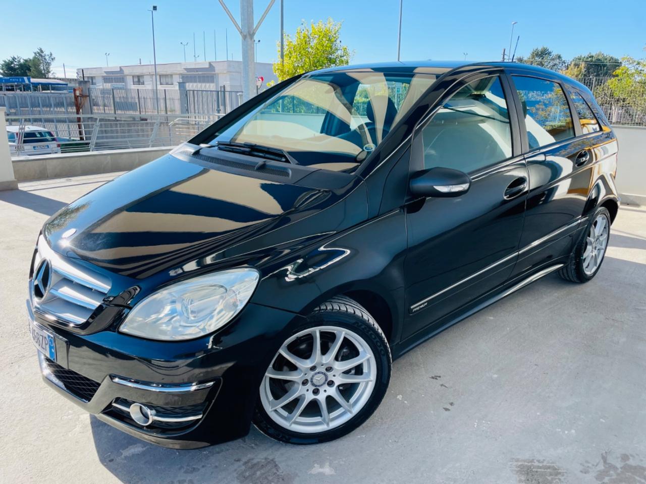 Mercedes-benz B 200 CDI AUT. Premium