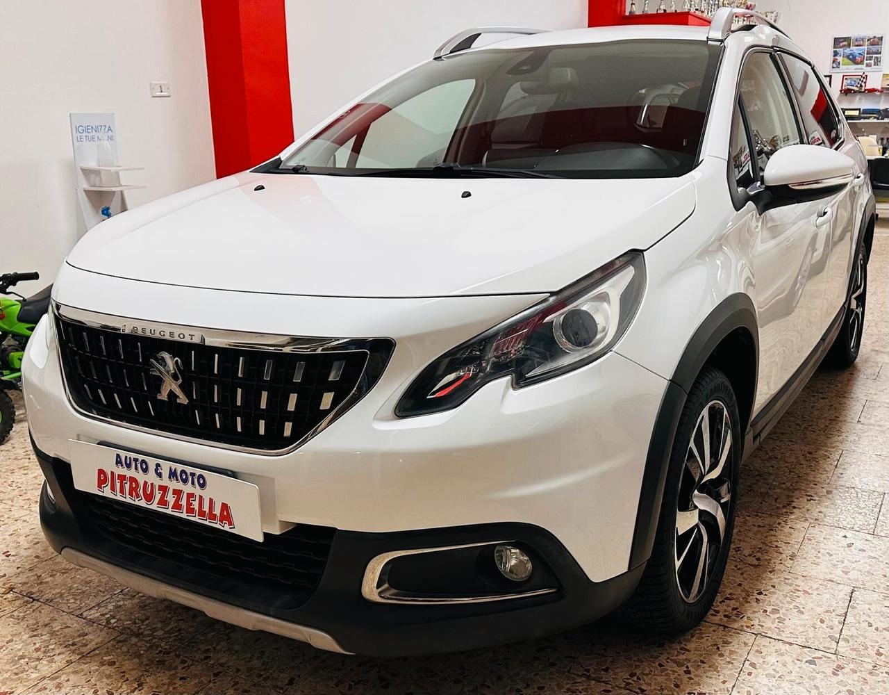 Peugeot 2008 BlueHDi 100 Allure