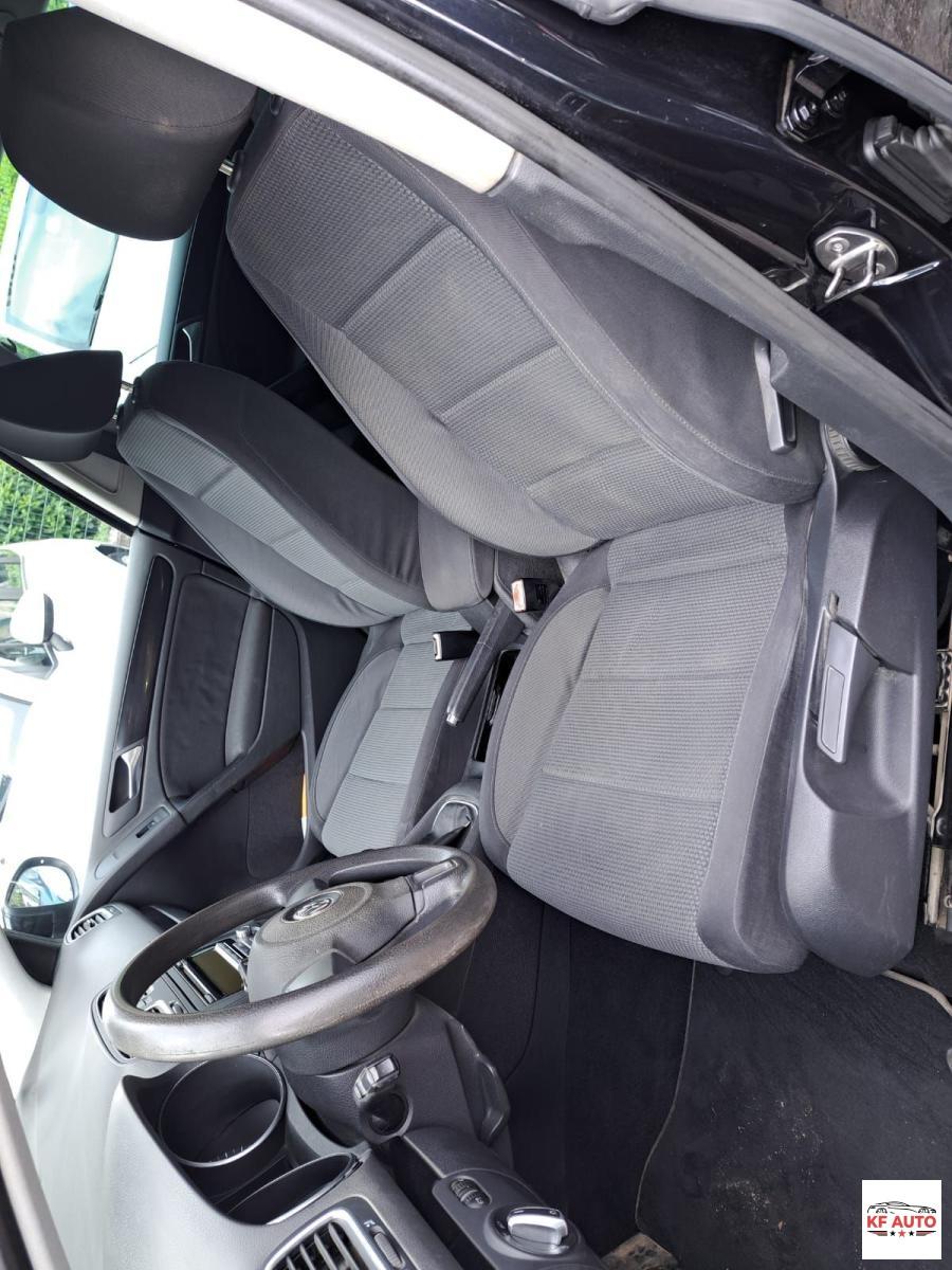 VOLKSWAGEN - Golf 1.6 tdi Comfortline 5p