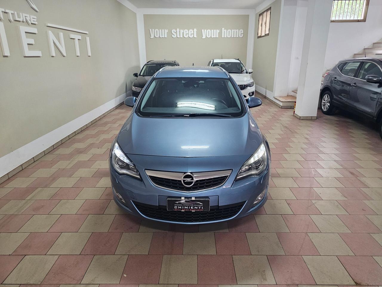 Opel Astra 1.4 Turbo 140CV Sports Tourer GPL Tech Cosmo