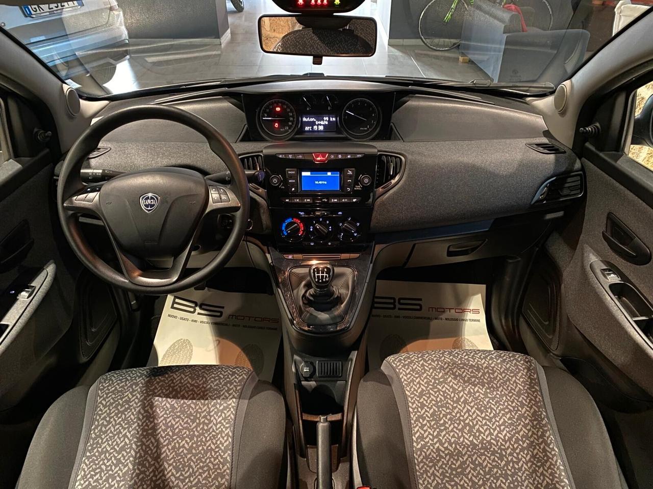 Lancia Ypsilon 1.0 FireFly 5 porte S&S Hybrid Ecochic