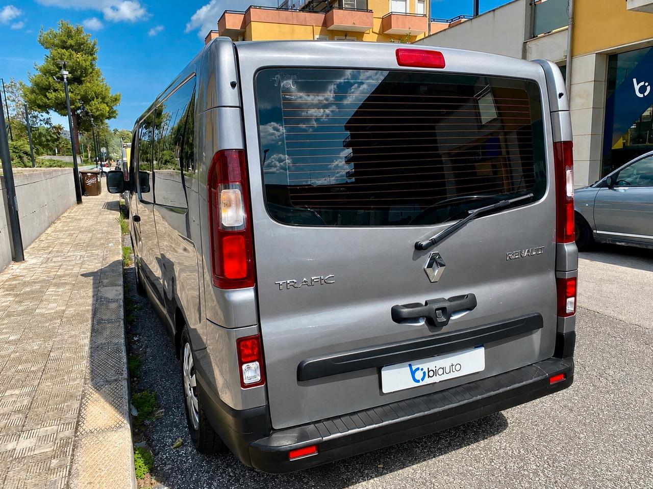 Renault Trafic 1.6 dCi 125CV 9posti passo lungo-2016