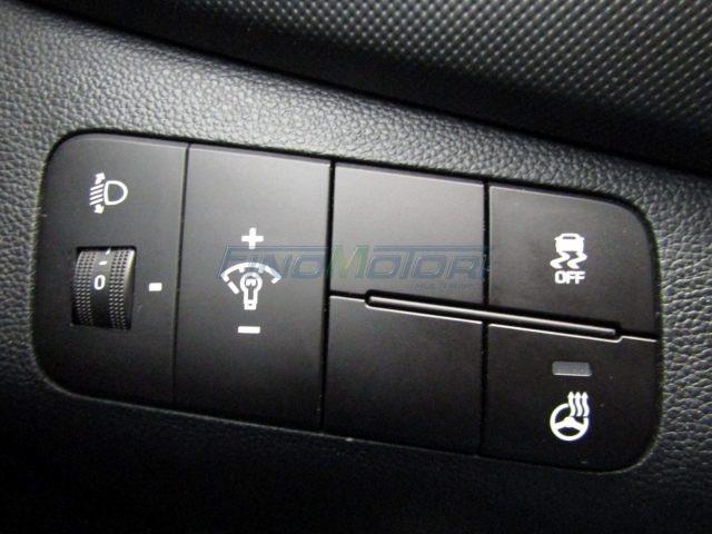 HYUNDAI i10 1.0 MPI 66 CV 5 porte - NEOPATENTATI