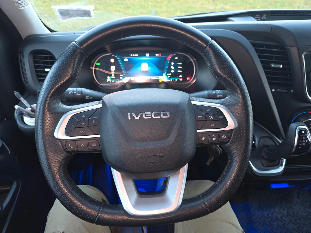 Iveco Daily 35-140 full automatico ancora garanzia casa