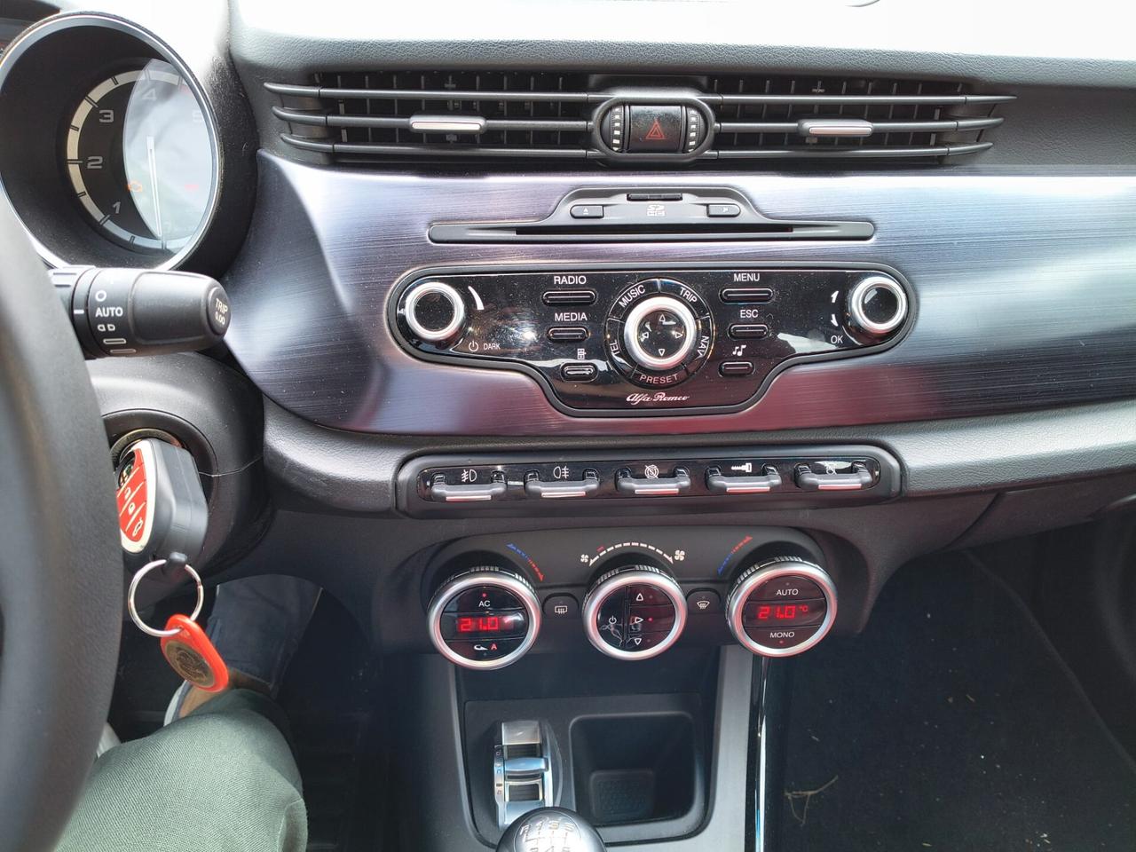 Alfa Romeo Giulietta 2.0 JTDm-2 170 CV Distinctive