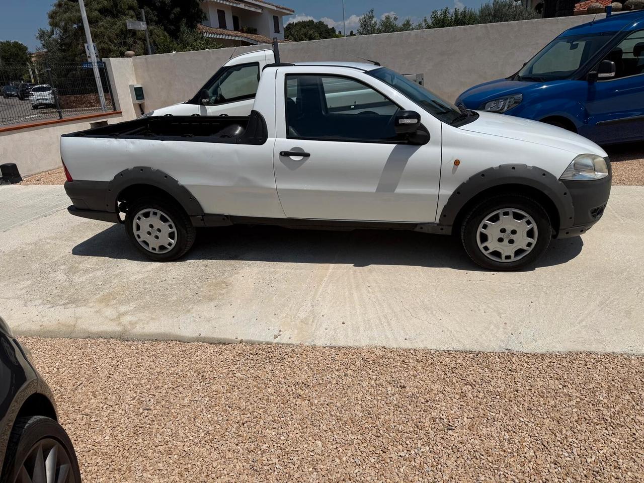 Fiat Strada 1.3 MJT 95CV Pick-up Working