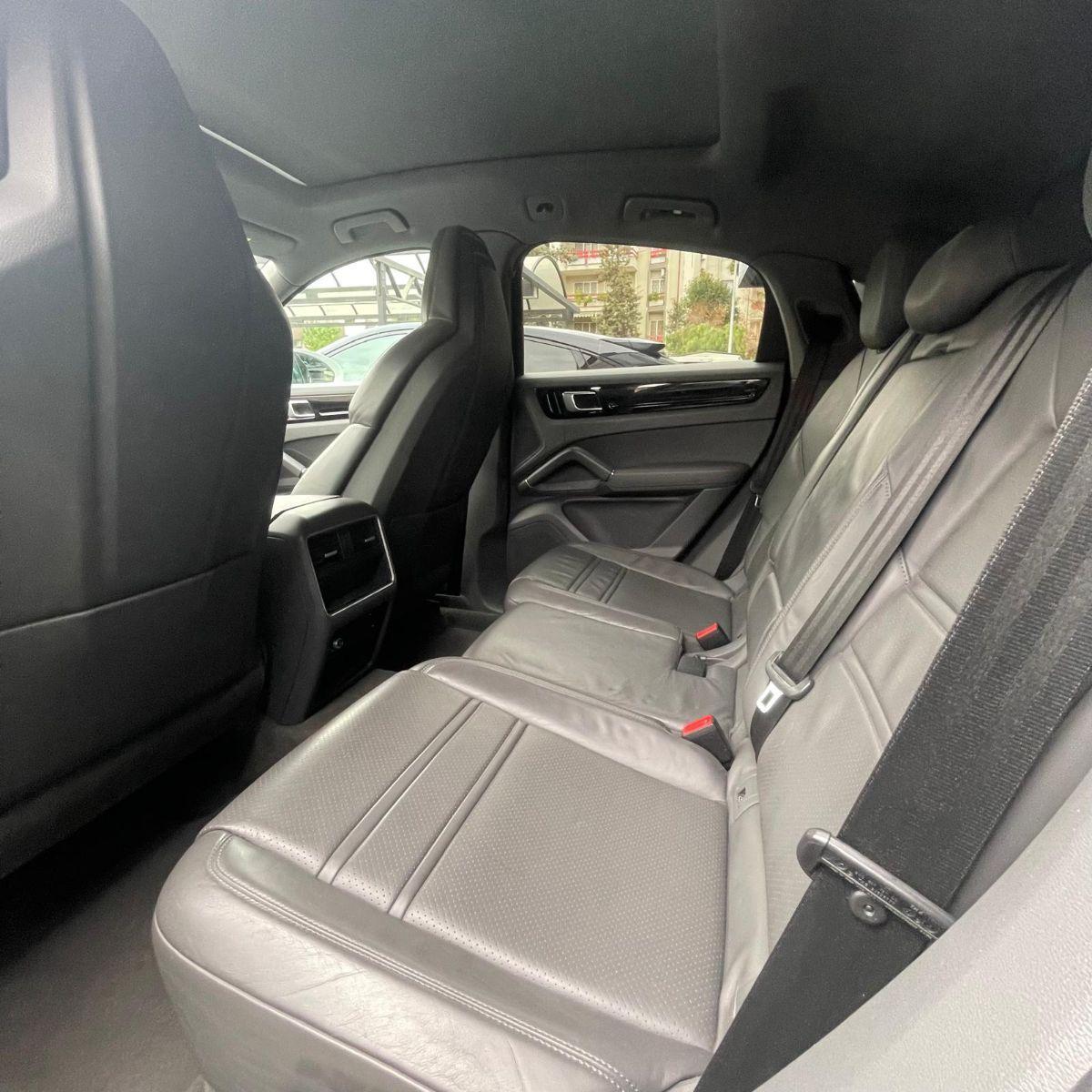 PORSCHE - Cayenne COUPE - 3.0 V6 E-Hybrid