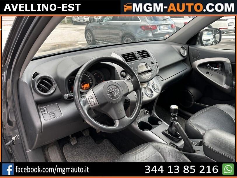 Toyota RAV 4 RAV4 Crossover 2.2 D-4D 177 CV Luxury