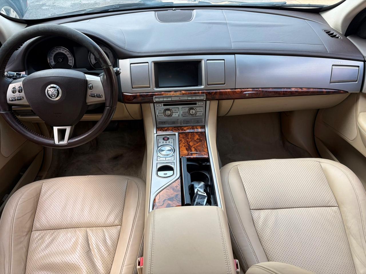 Jaguar XF 3.0 V6 Luxury*FULL OPTIONAL