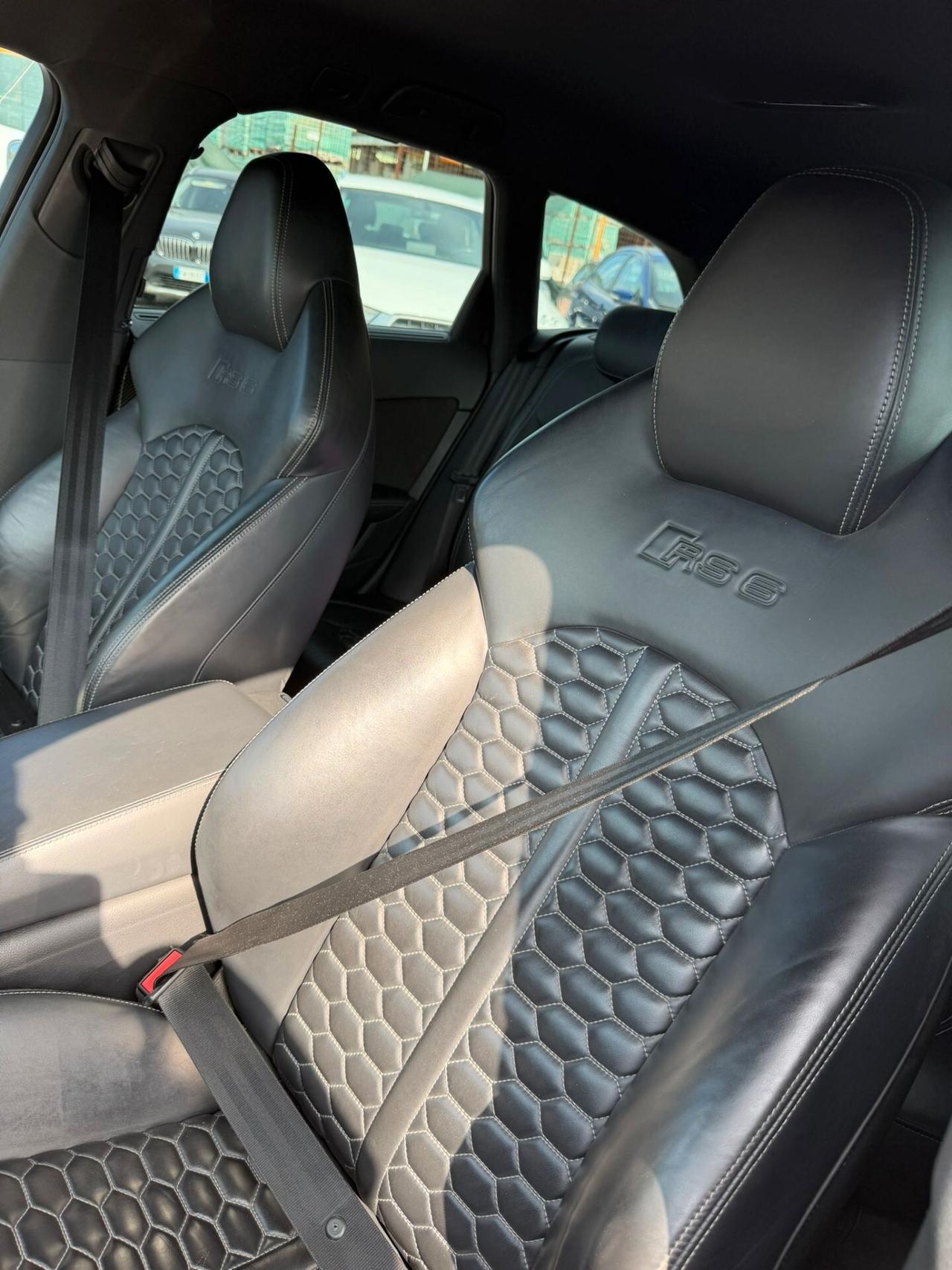 Audi RS6 RS 6 Avant 4.0 TFSI quattro tiptronic performance