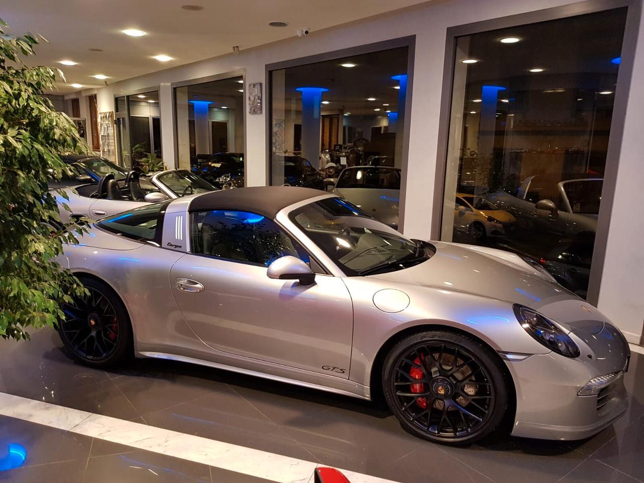 Porsche 911/991 3.8 Carrera 4 Targa GTS 430cv