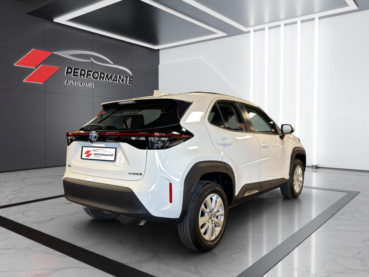 Toyota Yaris Cross 1.5h Active fwd 116cv e-cvt
