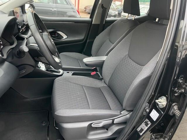 Toyota Yaris 1.5 Hybrid 5 porte Business km 28.000 Prezzo vero!!!!!