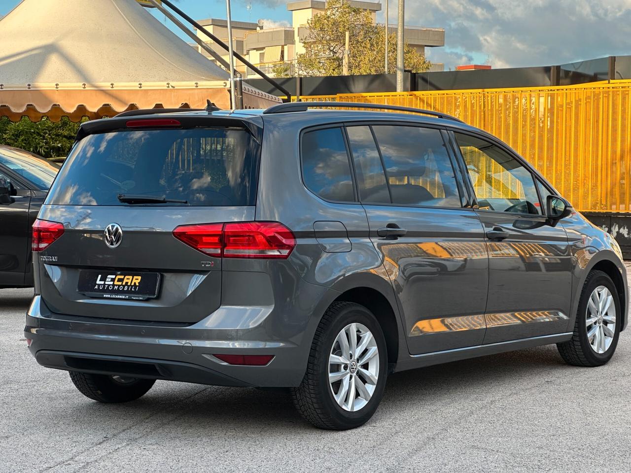 VOLKSWAGEN Touran 1.6 TDI 110 cv BMT Trendline
