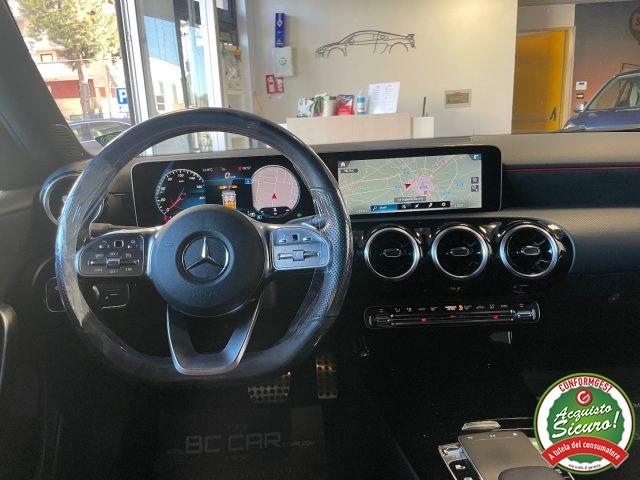 MERCEDES-BENZ A 180 d Auto Premium AMG *NIGHT PACK