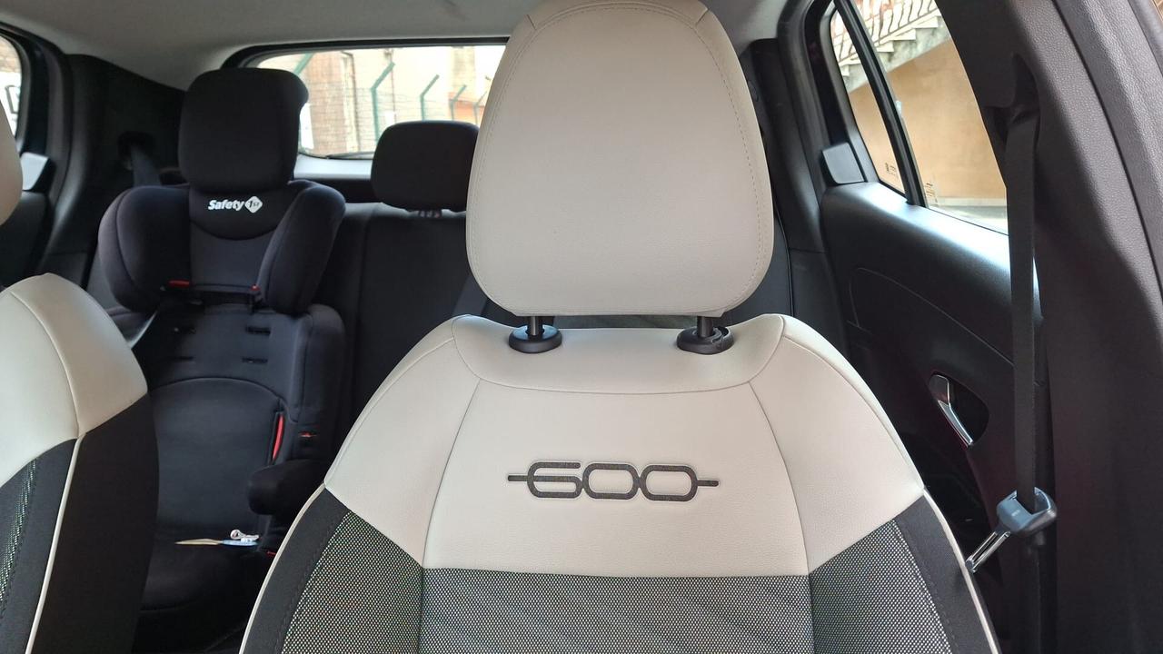 Fiat 600 Hybrid 100 CV DCT MHEV