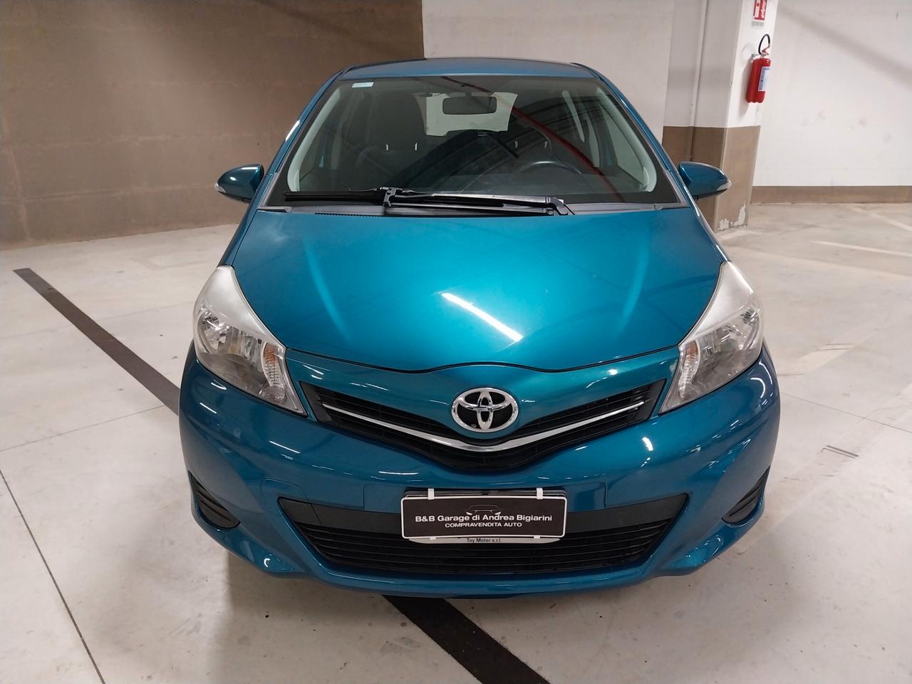 Toyota Yaris 1.3 5 porte 99 Cv LOUNGE - ok neopatentati