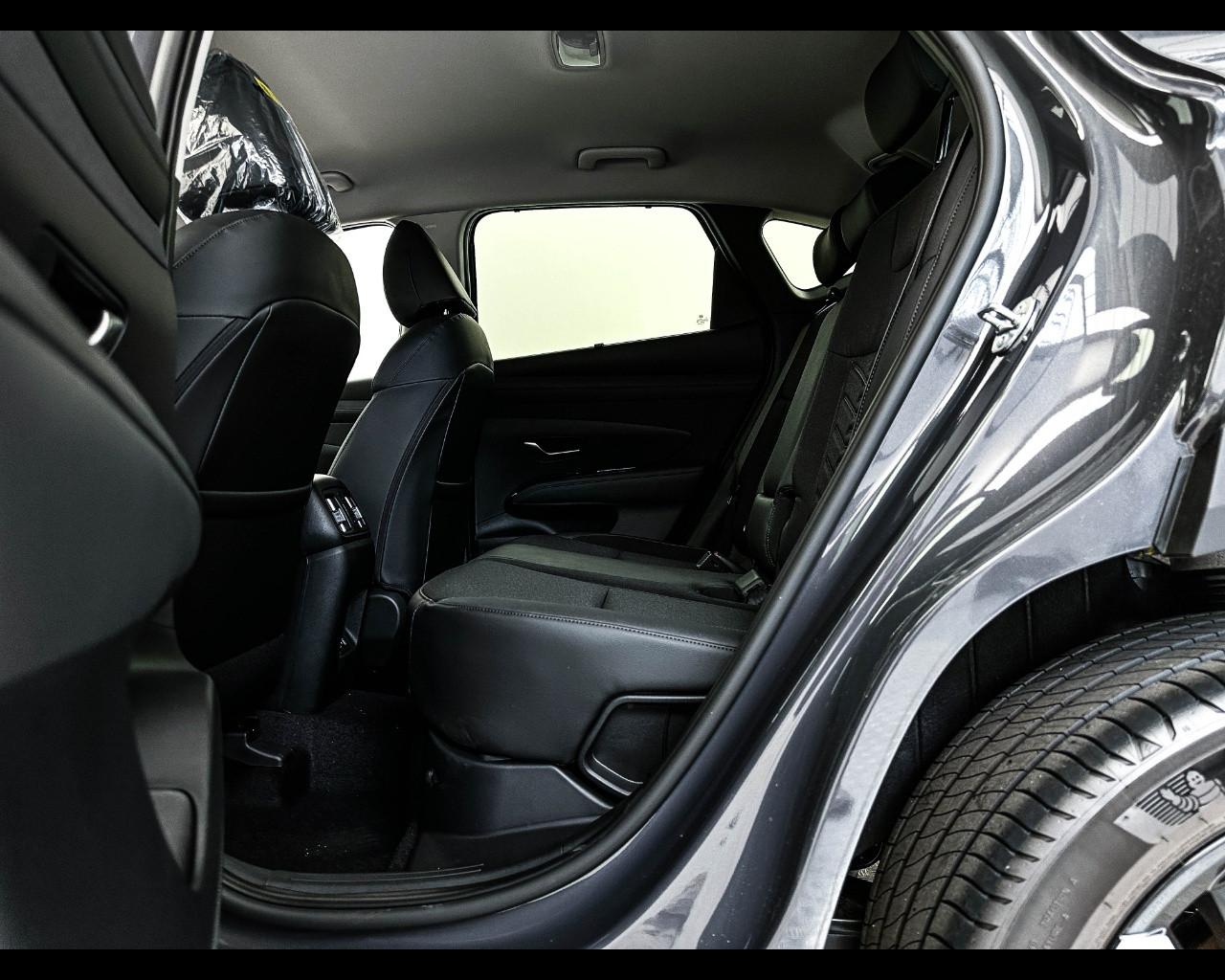 HYUNDAI TUCSON PE 1.6HEV AT 2WD BUSINESS