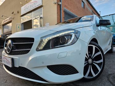Mercedes-benz A 200 CDI 136cv Sport*Pelle*Bi-Xeno*18*Camera*